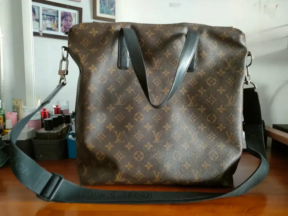 Tas Louis Vuitton Maccasar
