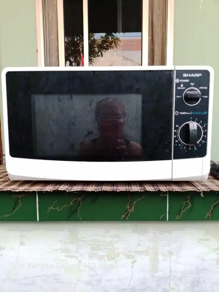 MICROWAVE SHARP