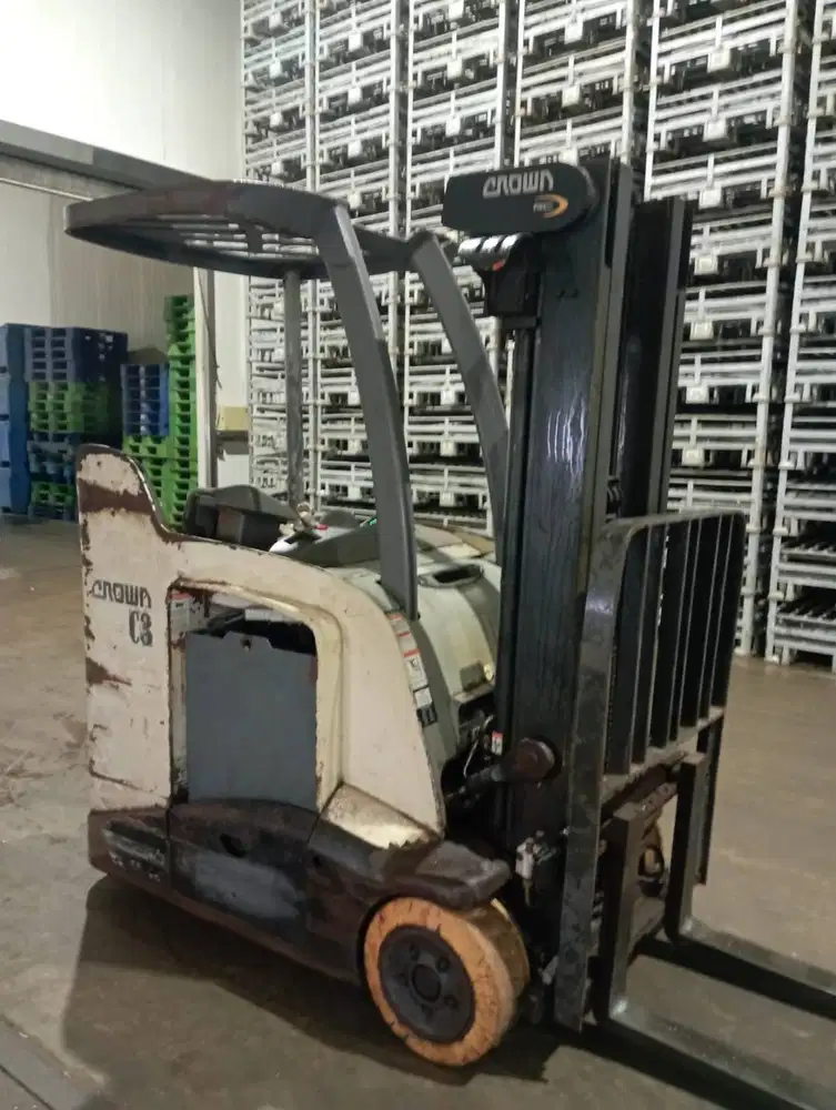 Jual Forklift Crown RC 5540-40