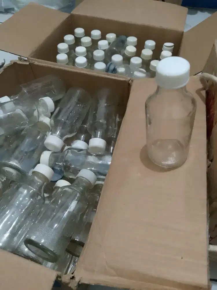 Botol kaca untuk asi