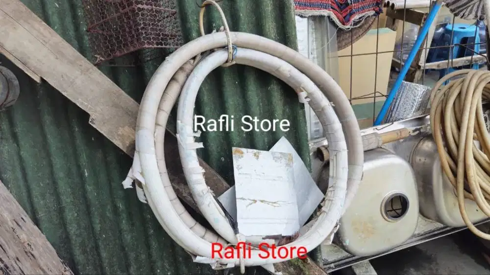 selang ac yang telah tak terpakai