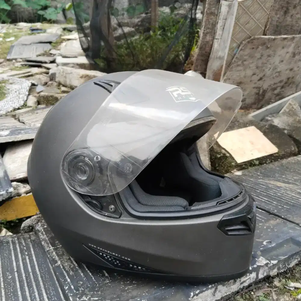Helm RSV FFZERO