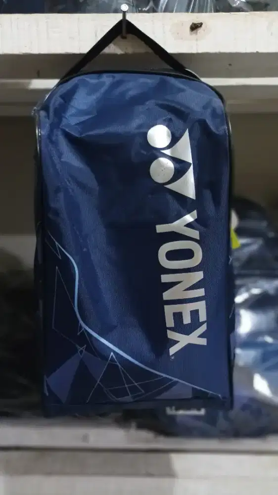 Dijual Tas tempat sepatu yonex original.