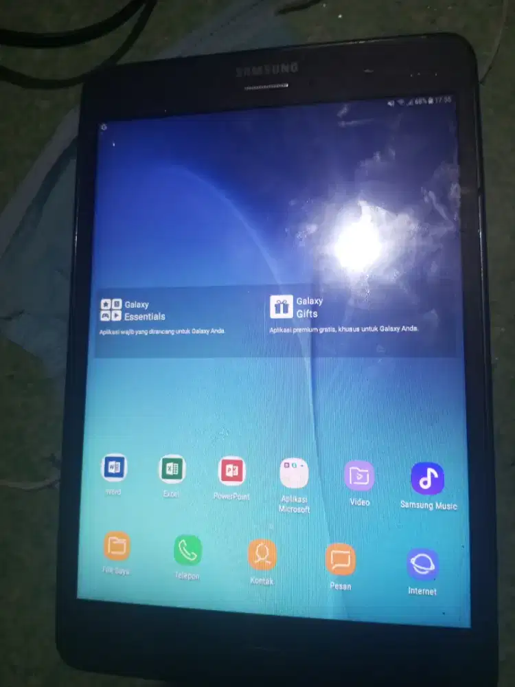 Tablet Samsung A8