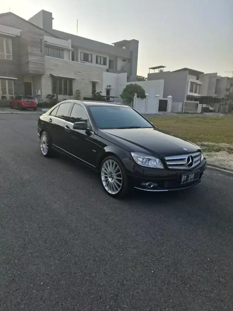 Mercedez benz c200 avantgarde 1.8 cgi