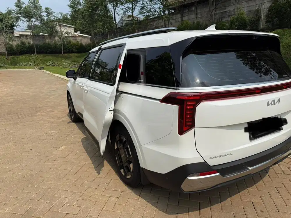 KIA Carnival premier 7seat 2.2 D 2024