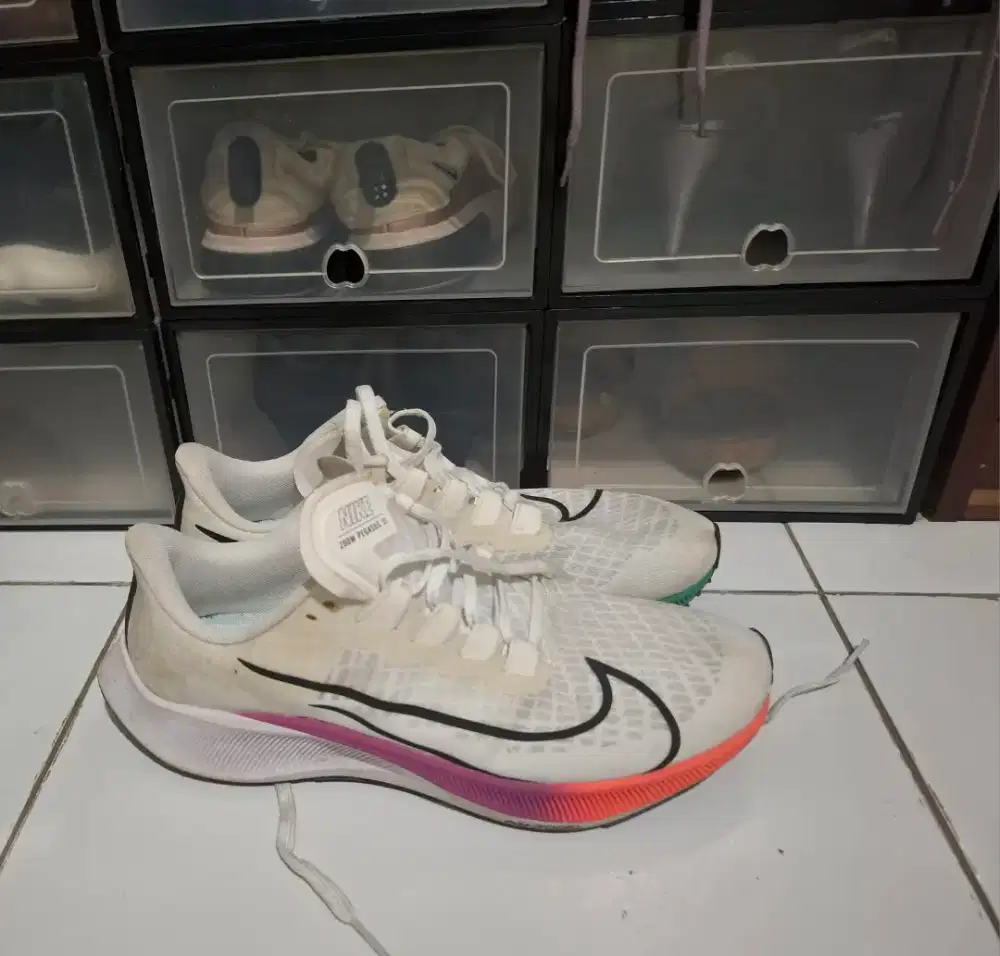 NIKE AIR ZOOM PEGASUS