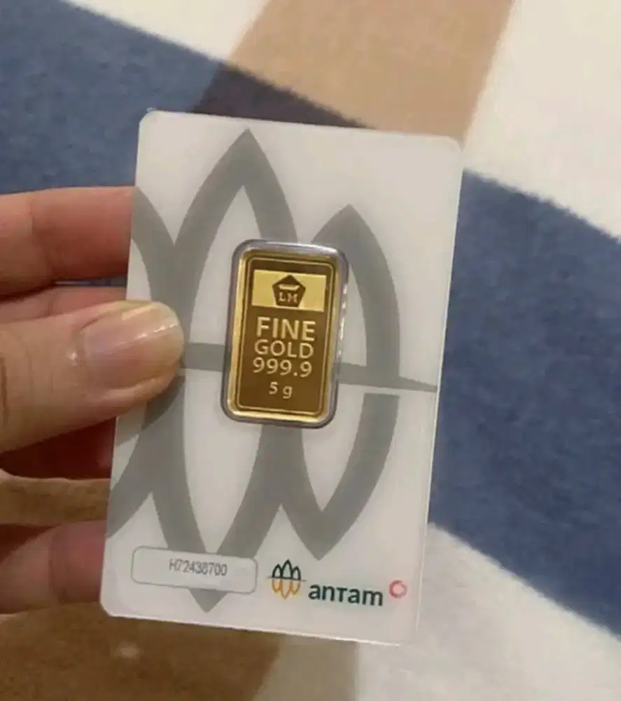 Jual/beli emas dengan harga tinggi/tanpa surat