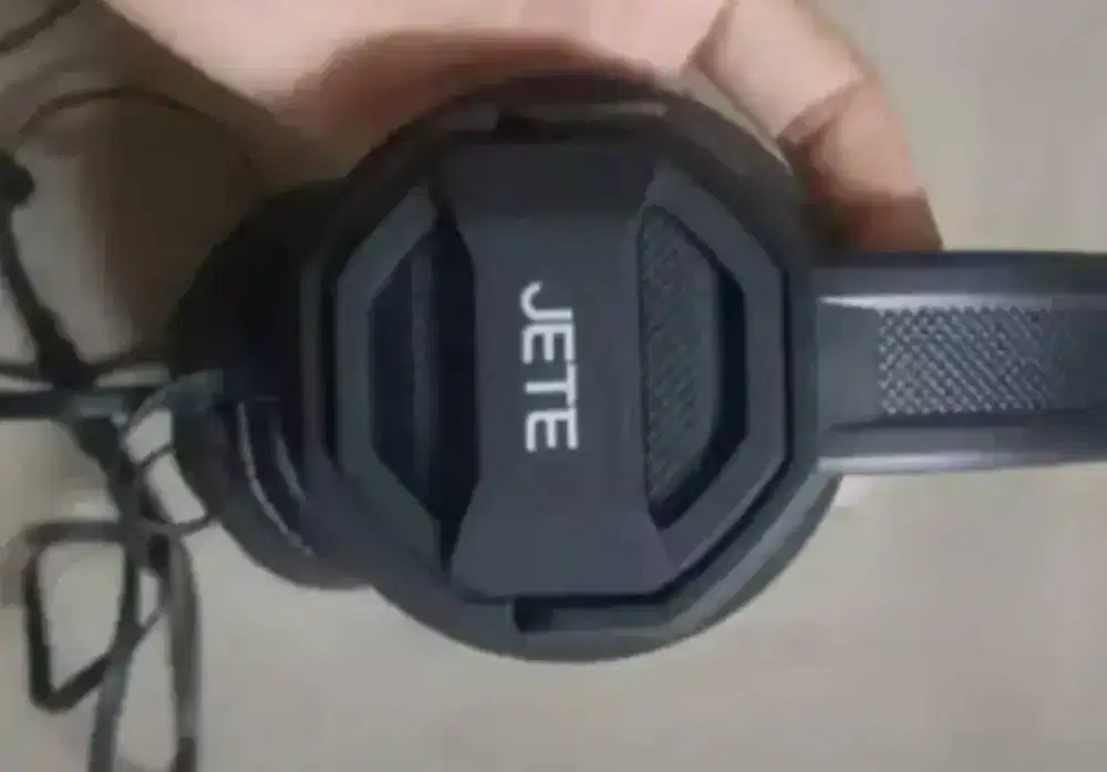 Headphone jete kabel