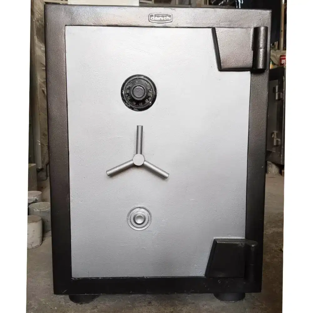 Brankas Tahan Api Dainichi A3 T.84cm Brankas arsip dokumen second