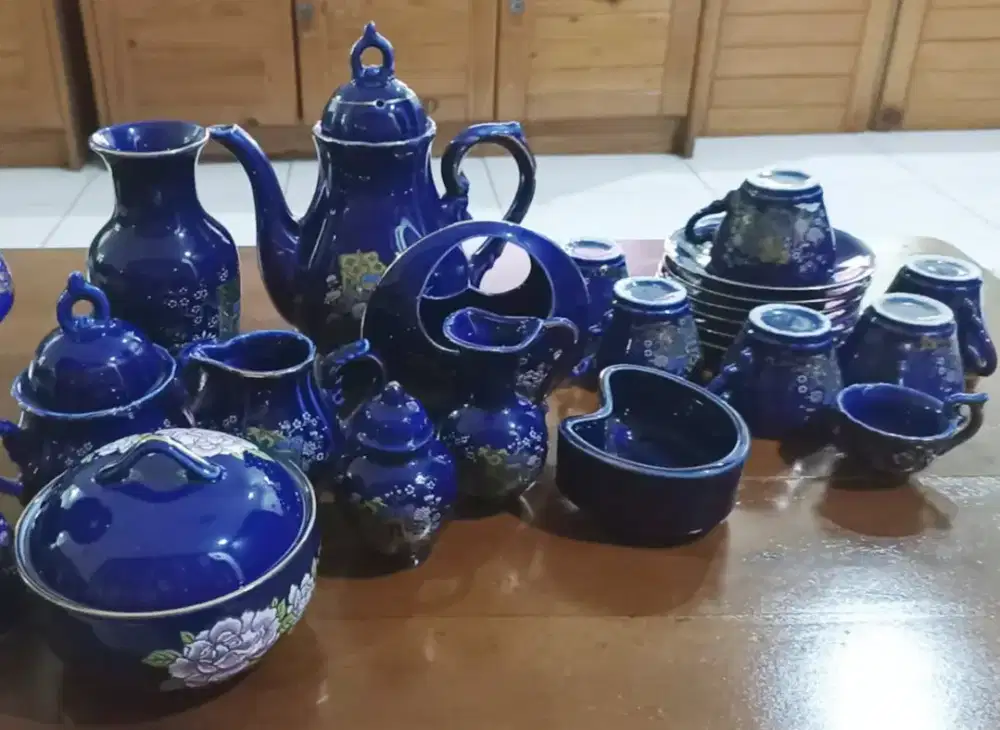 Satu set hiasan meja