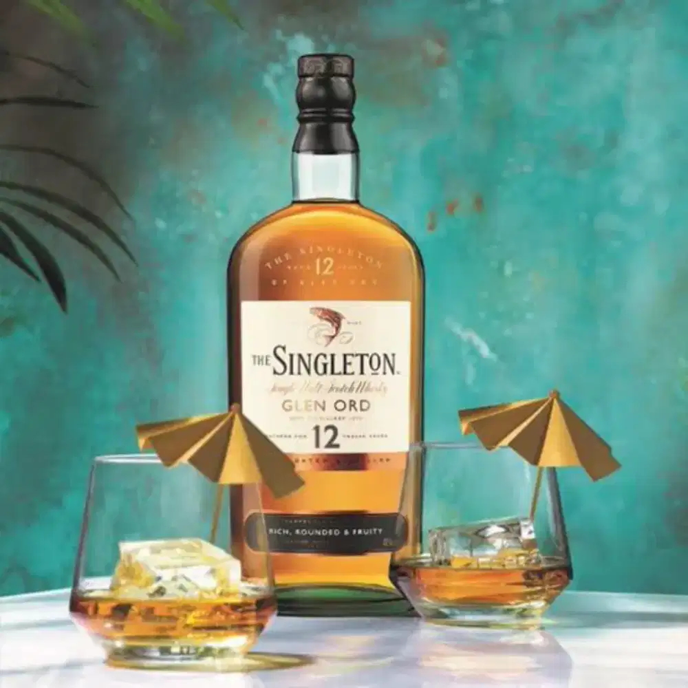 DI CARI SEGERA CREW DAN KASIR