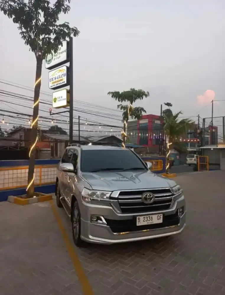 Land Cruiser VX200 2009 Bensin Silver Facelift