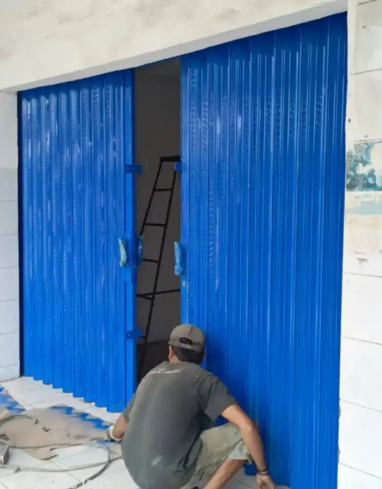 Folding gate & Rolling door