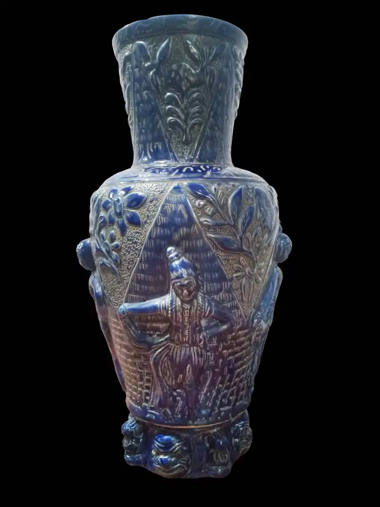 Guci keramik penari timbul asli indonesia