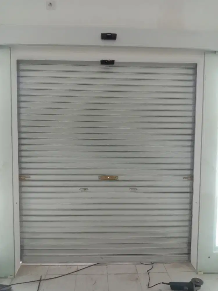 Folding gate & Rolling door