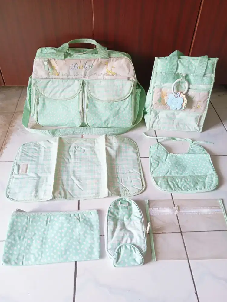 Set Komplit Tas Perlengkapan Bayi