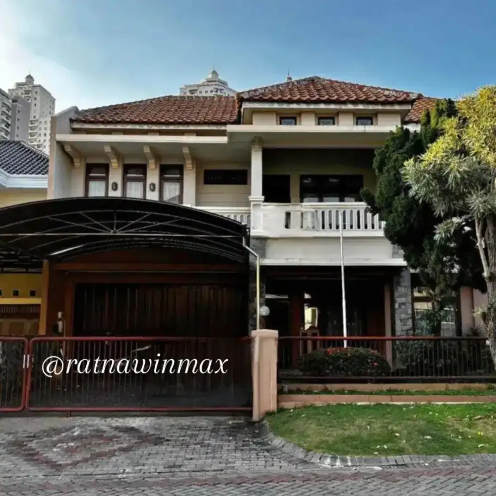 JUAL MURAH Rumah Mediteran 2 Lt Pakuwon Indah Villa Bukit Indah