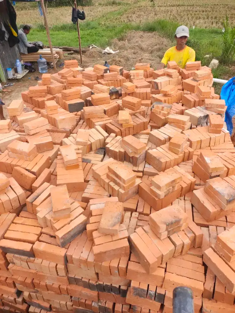 Batu bata merah press