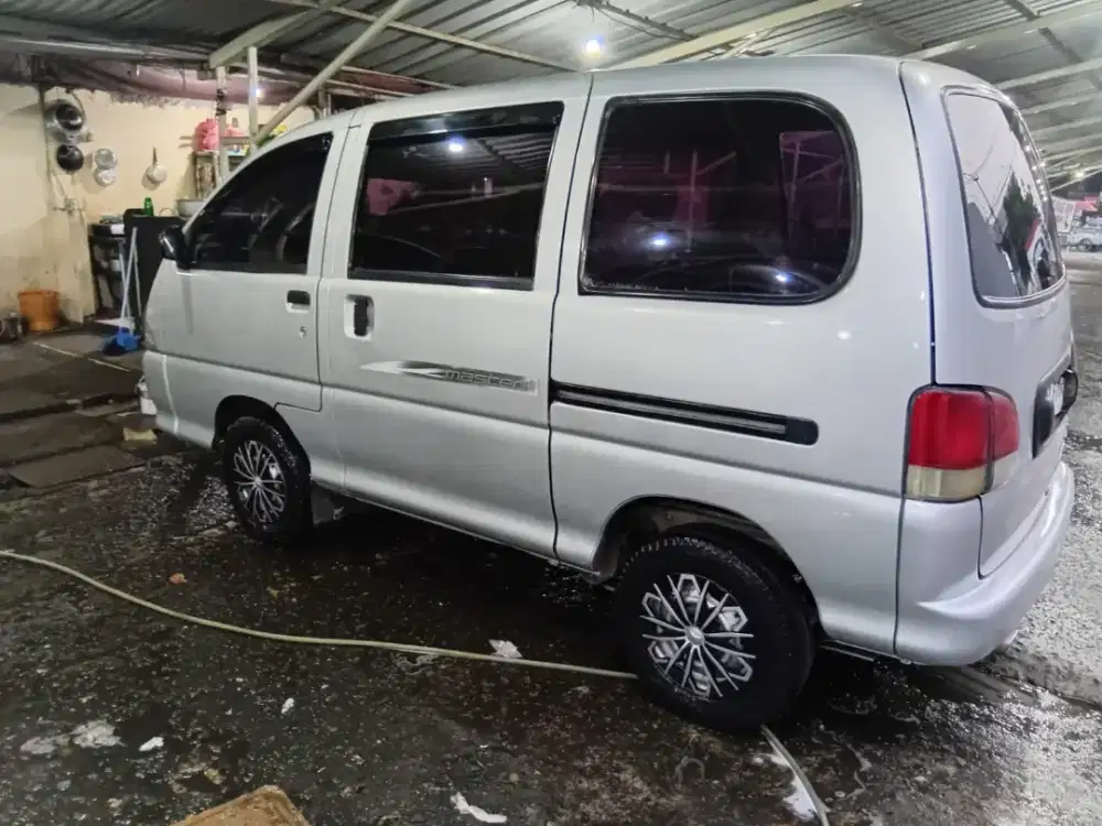 DAIHATSU ESPASS 1,3 2004