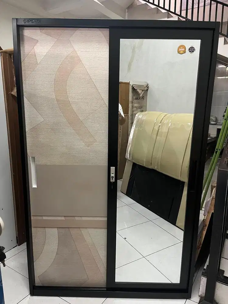 Almari / Lemari Besi Sliding Importa