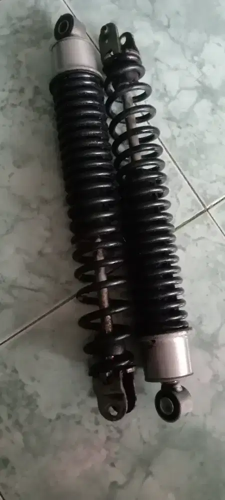 Shock Breaker Belakang Honda PCX 150 Cc Type ABS Original