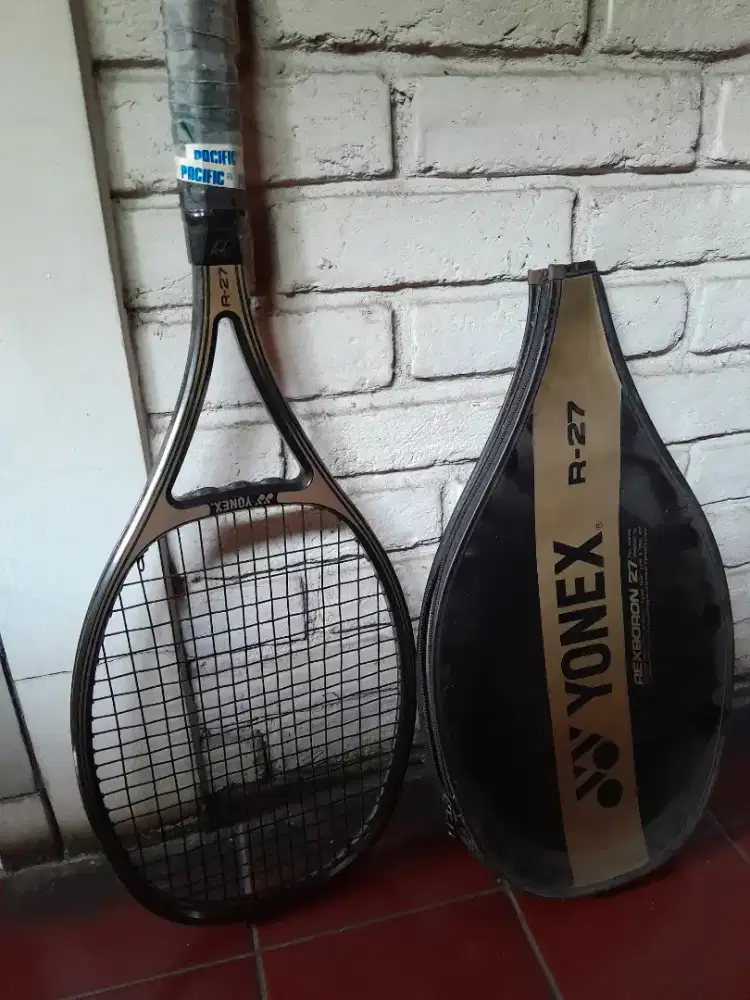 raket tenis yonex