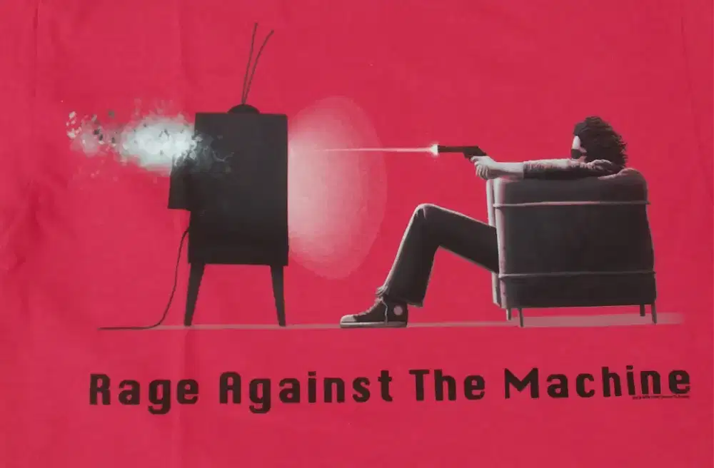 Kaos musik band Rage Against The Machine