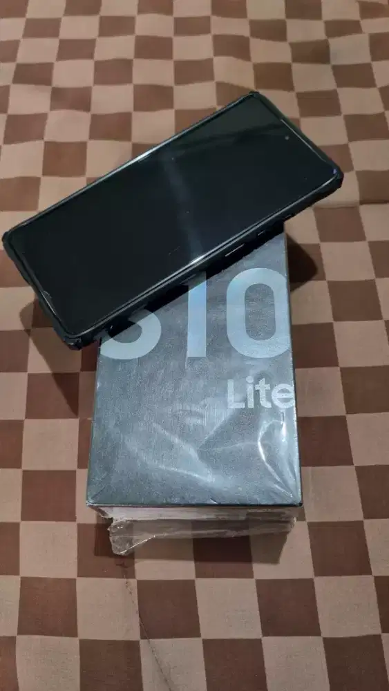 Dijual HP Handphone Samsung S10 Lite Putih Snapdragon Legend Mulus 6.7