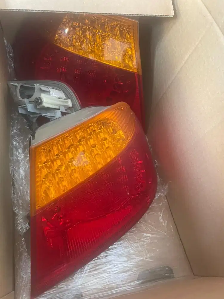 Lampu Belakang BMW E46 Convertible