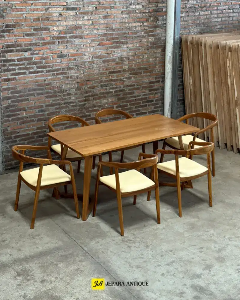 Kursi makan K6 Selly