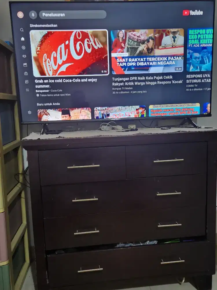 Google smart tv polytron 50 inch baru 4 bulan