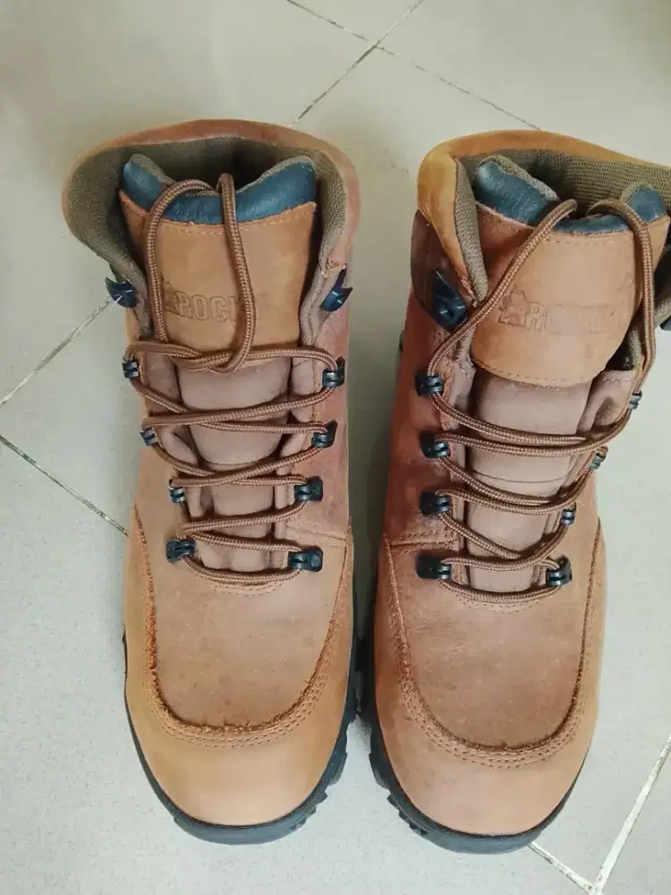 Sepatu rocky size 43 leather