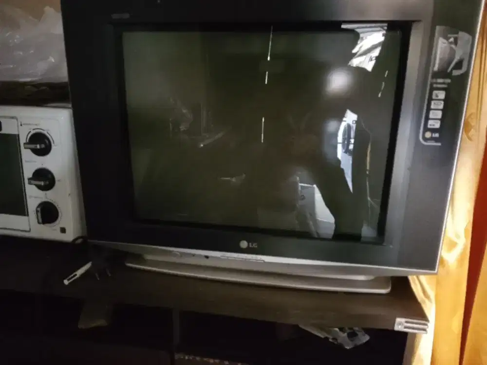 TV Merk LG 21inch, Super Slim