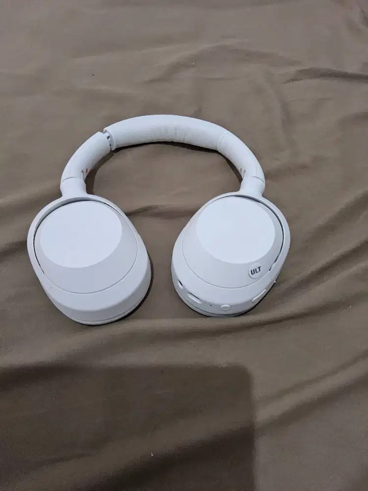 Sony ULT Wear, Jarang pakai kondisi like new
