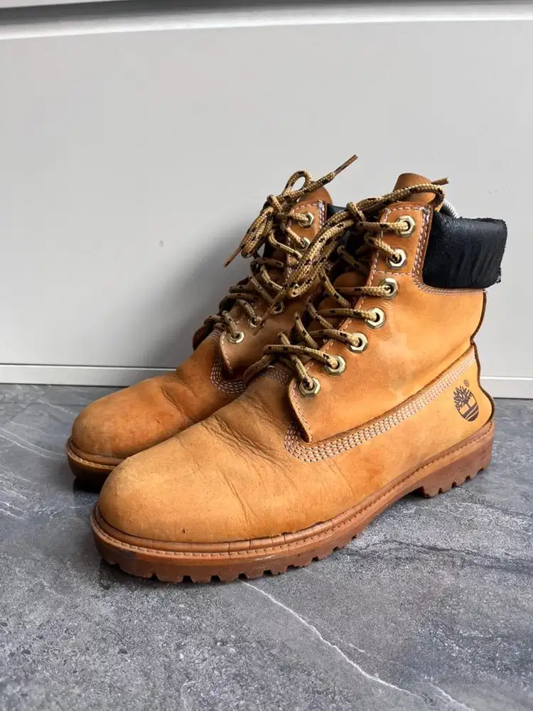 Sepatu boots Timberland
