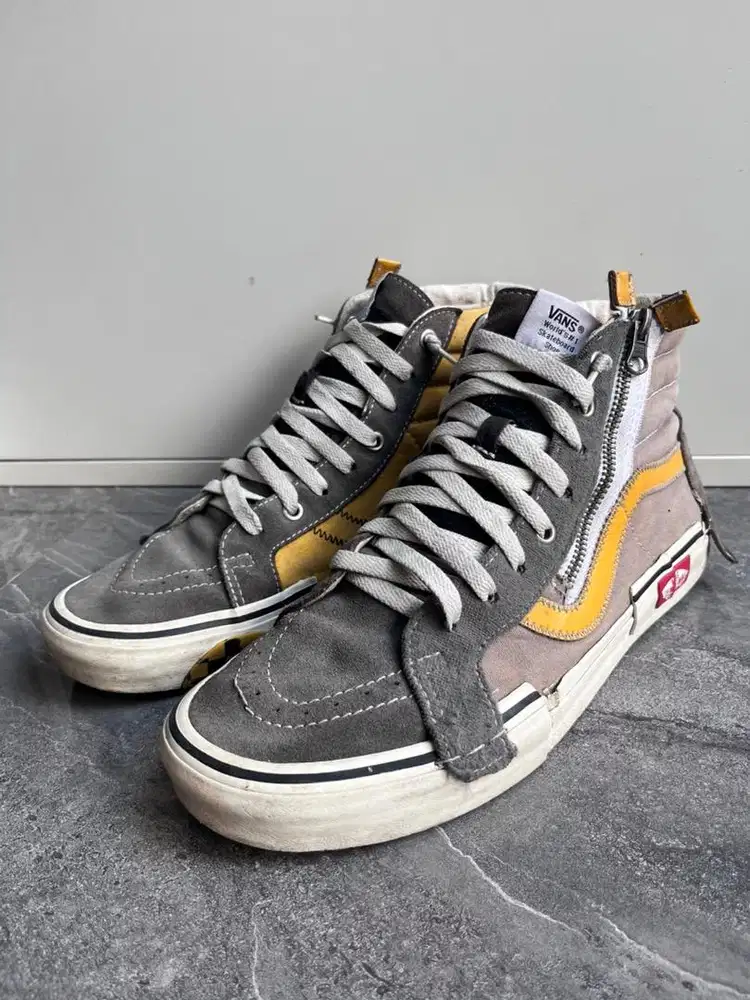 Sepatu Vans cutpaste