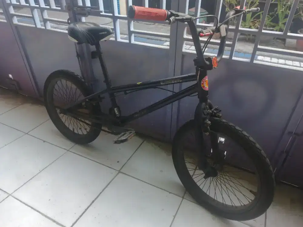 Sepeda BMX PASIFIC BLACKOUT