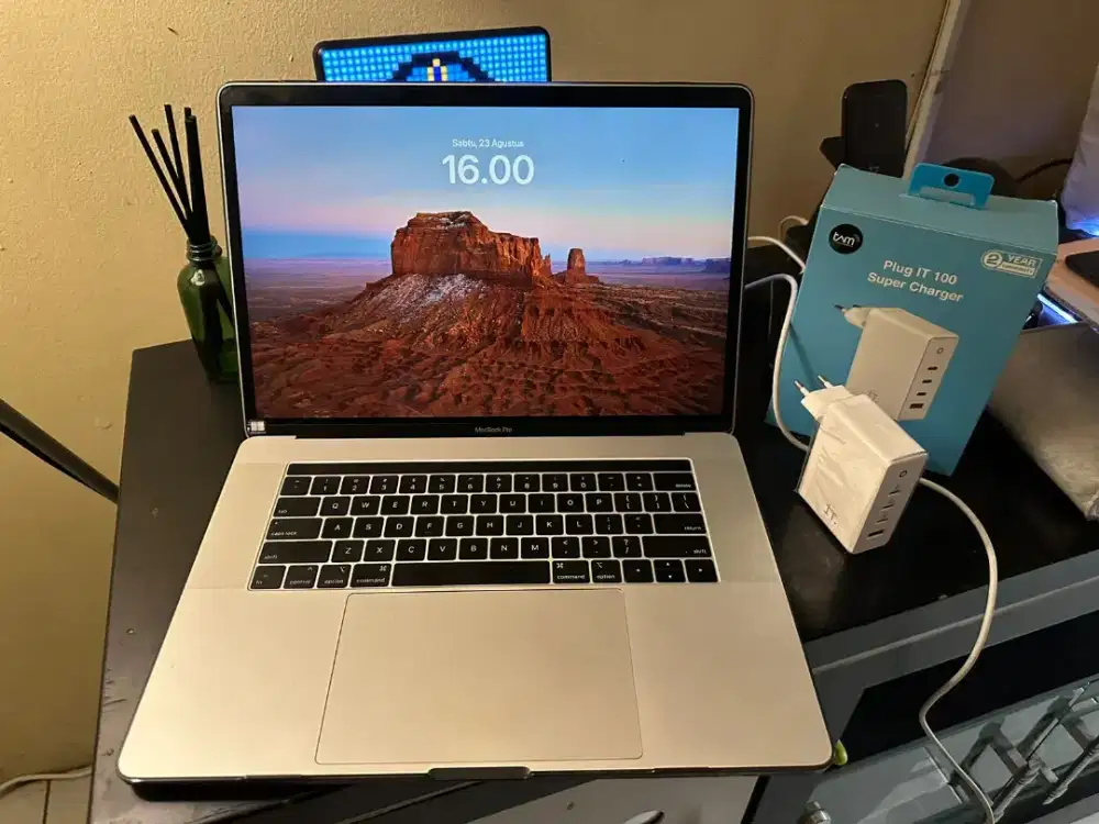 Macbook Pro 2019 15inch Touchbar