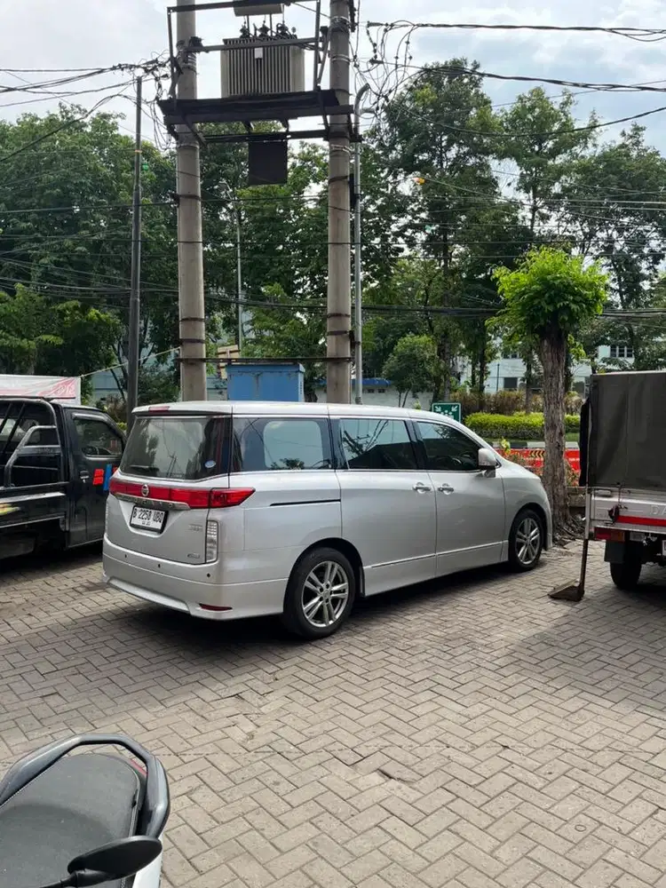 Nissan Elgrand 3.5 HWS Low km terawat