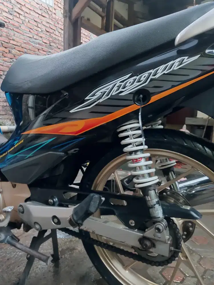 Shogun SP 125 Th 2006