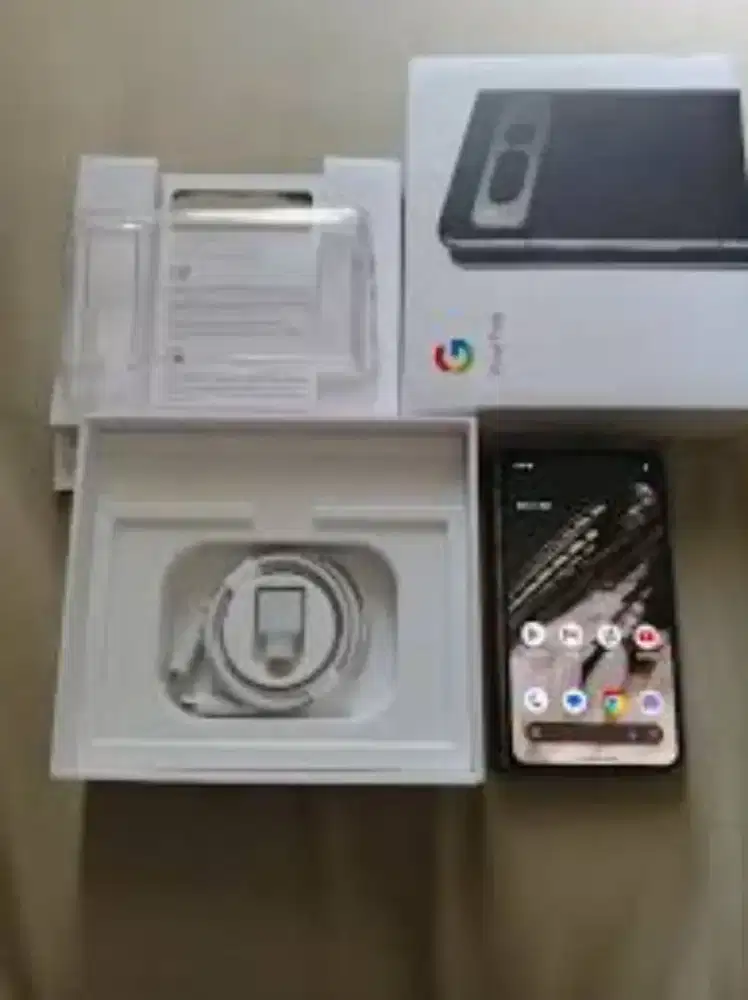 Google Pixel Fold 12/256 GB