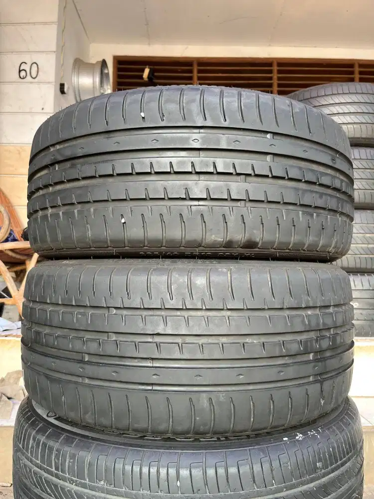 Ban Accelera 225 40 r19 2Pcs