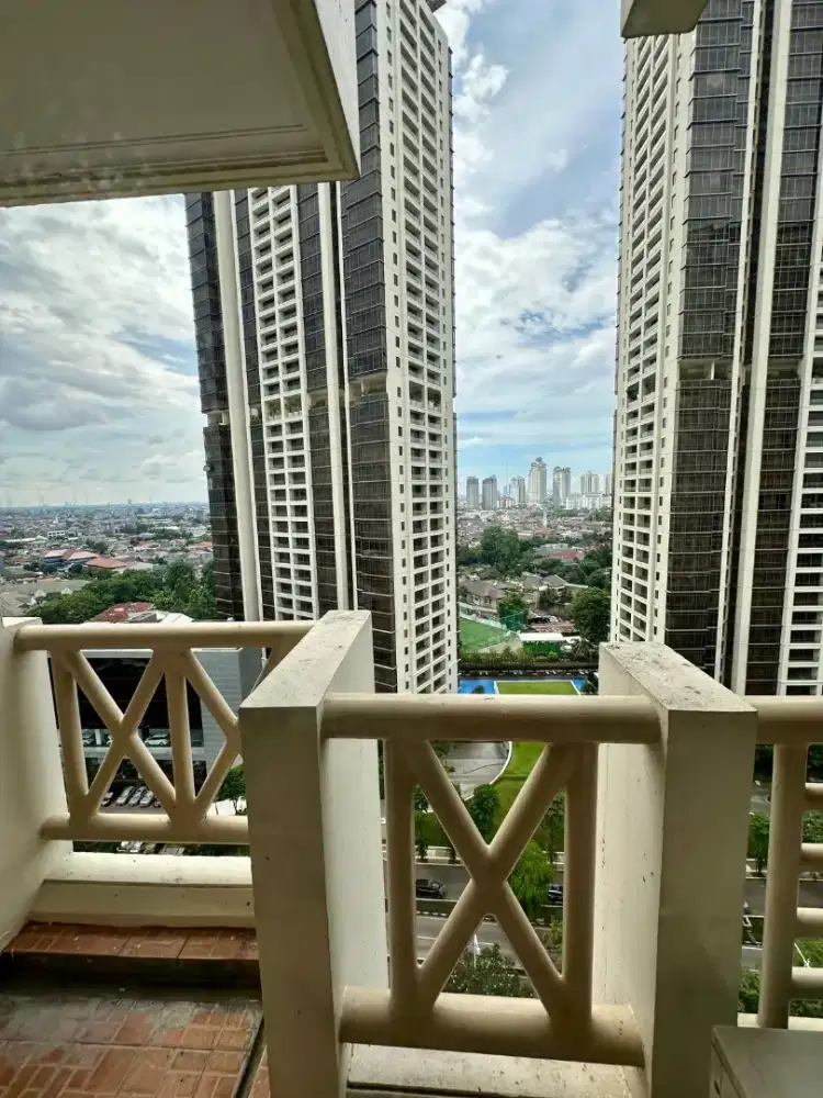 Apartemen Simprug Indah Jakarta Selatan