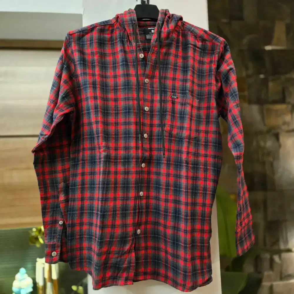 Kemeja Hurley hoodie size M like new mulus