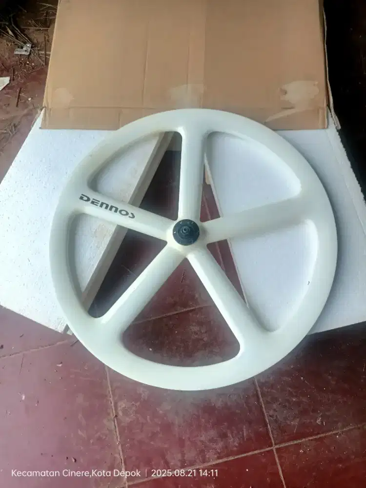 Pelek sepedah dennos