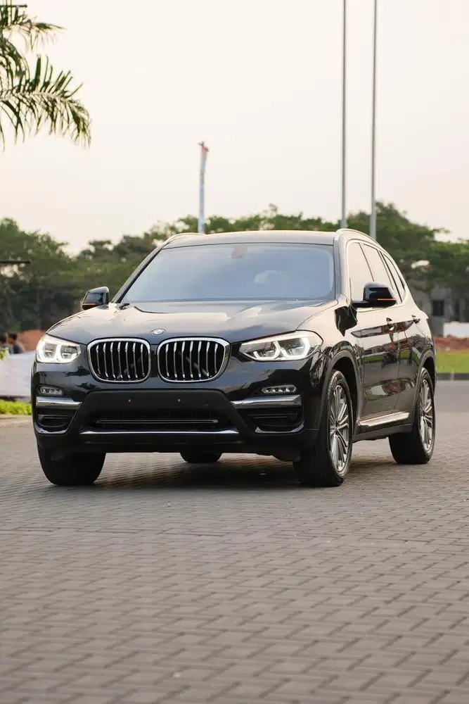 BMW X3 xDrive20i Luxury G01 2019 Mercy glc
