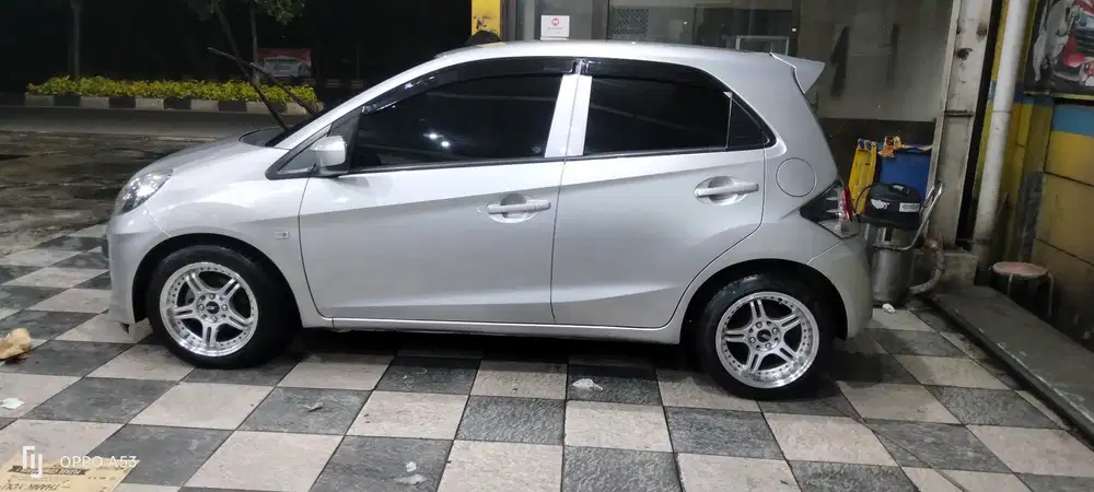 Honda Brio e CBU 2013