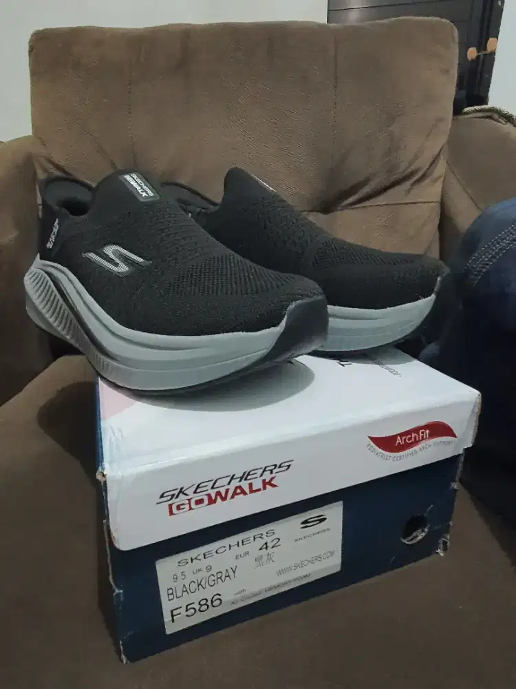 Skechers gowalk black grey, uk.42