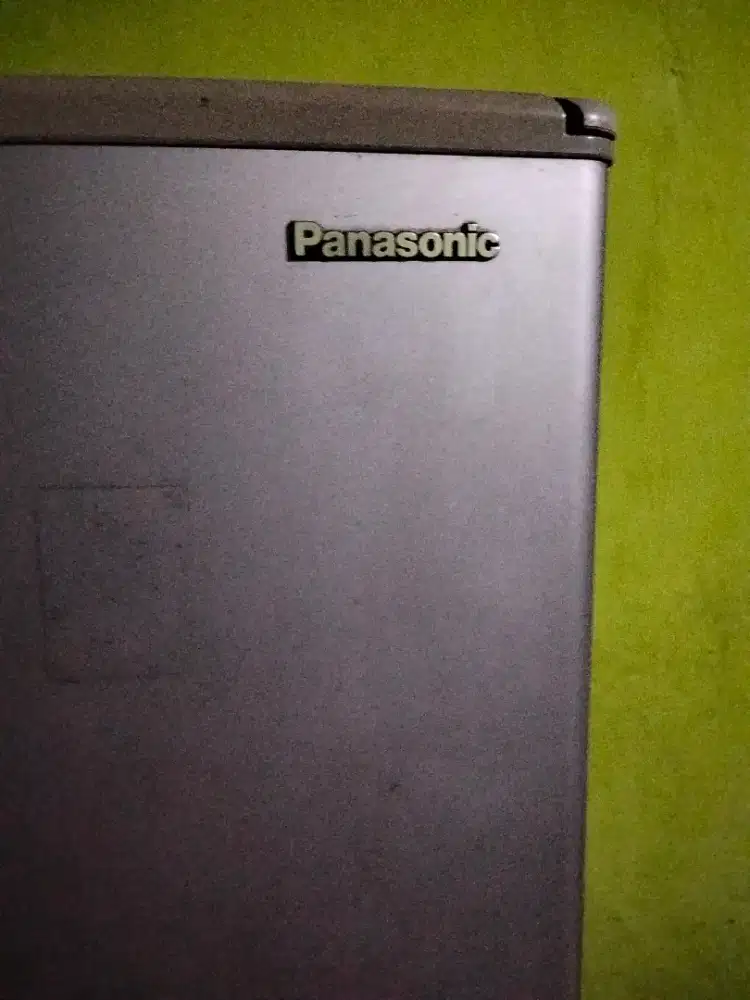 Kulkas 2 pintu Panasonic